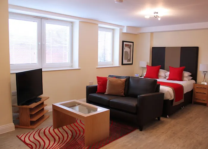 Hof - Central Point Apartments